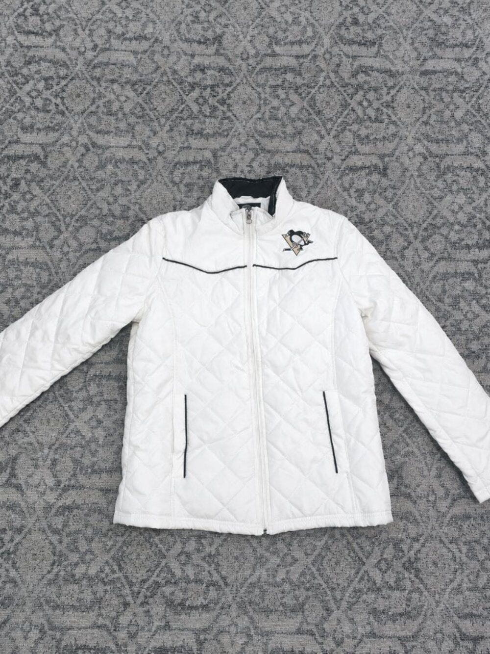 Pittsburgh Penguins NHL Quilted Jacket White Carl Banks M